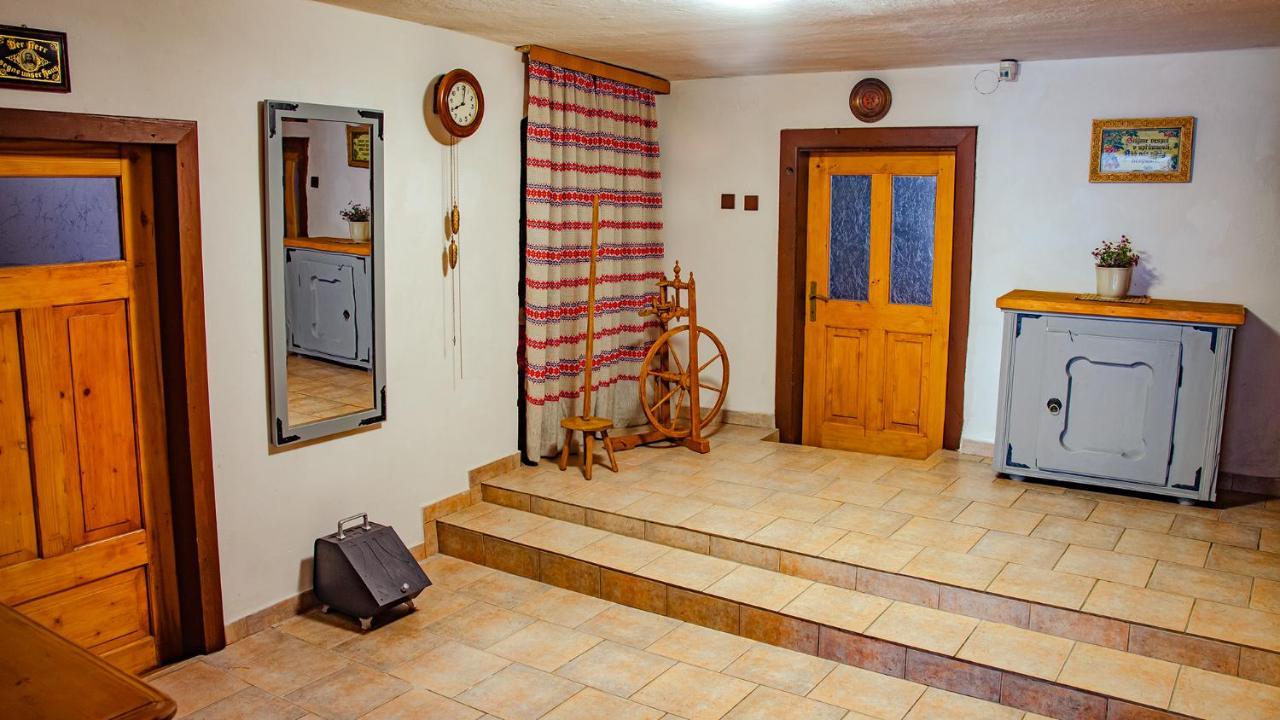 Penzion 1670 Nove Hrady  Exterior photo